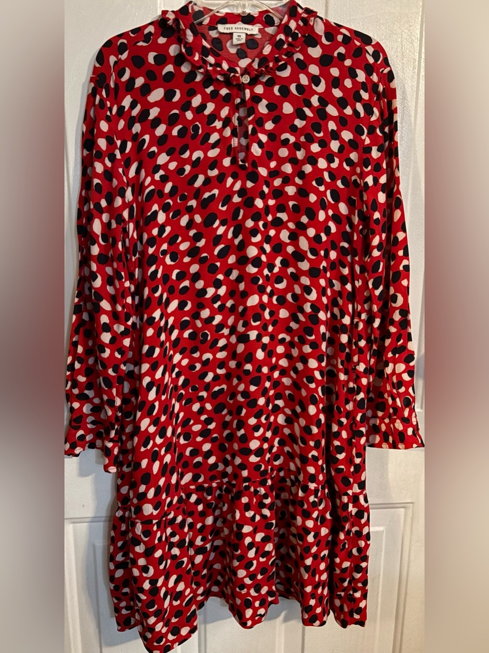 Free Assembly Red Abstract Spot Ruffle-Hem Tunic XS - Picture 3 of 14